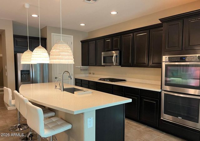 1965 W GRAND CANYON Drive, Chandler, AZ 85248