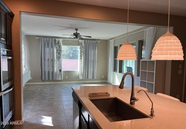 1965 W GRAND CANYON Drive, Chandler, AZ 85248