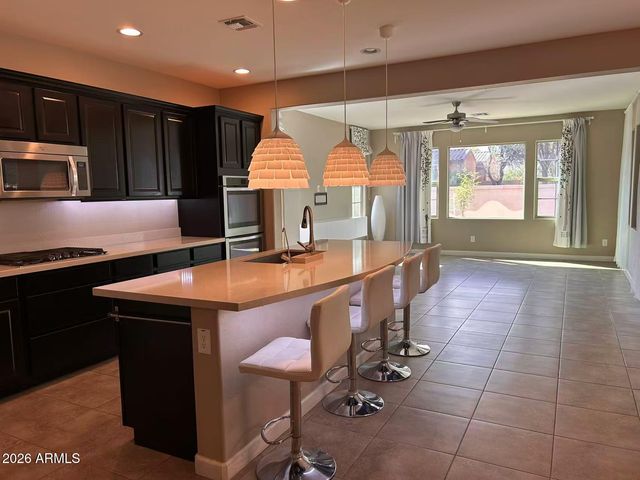 1965 W GRAND CANYON Drive, Chandler, AZ 85248