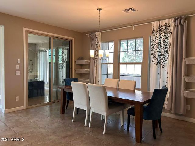 1965 W GRAND CANYON Drive, Chandler, AZ 85248