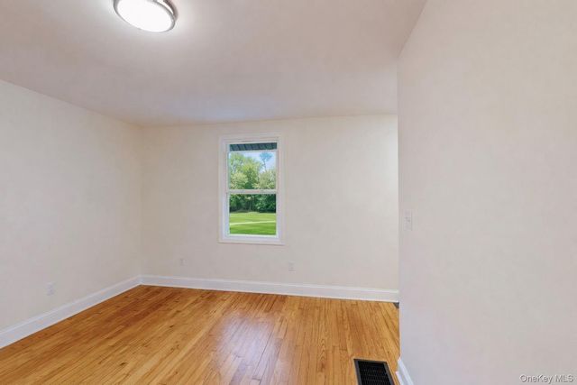 548 Dosen Road, Middletown, NY 10940