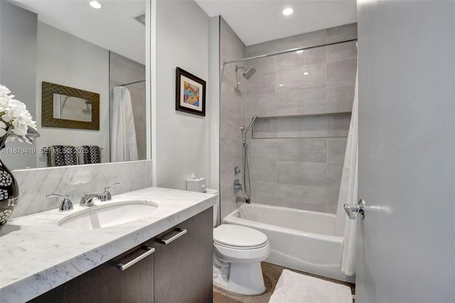 110 SE 2ND Street 203, Delray Beach, FL 33444