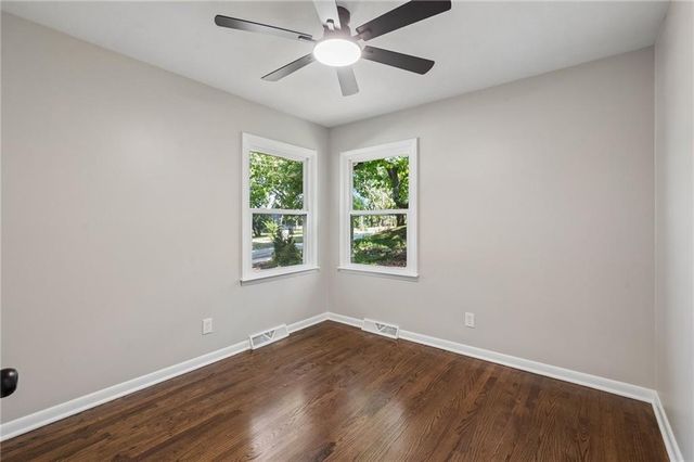 10015 E 31st Street, Independence, MO 64052