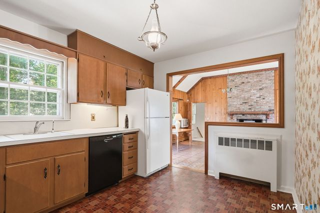 87 White Birch Lane, Stamford, CT 06905