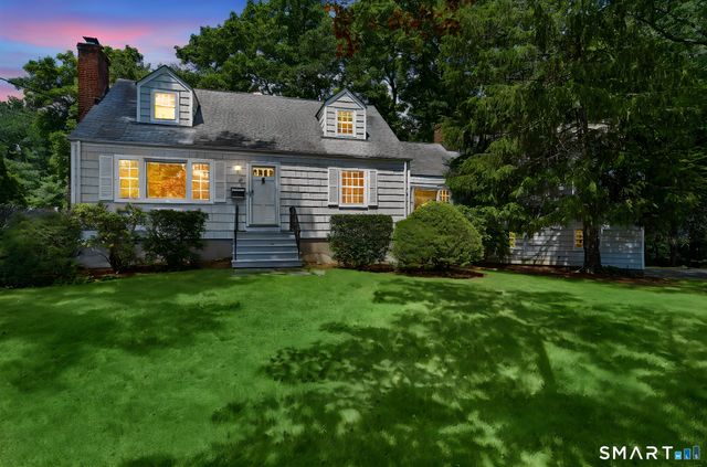 87 White Birch Lane, Stamford, CT 06905