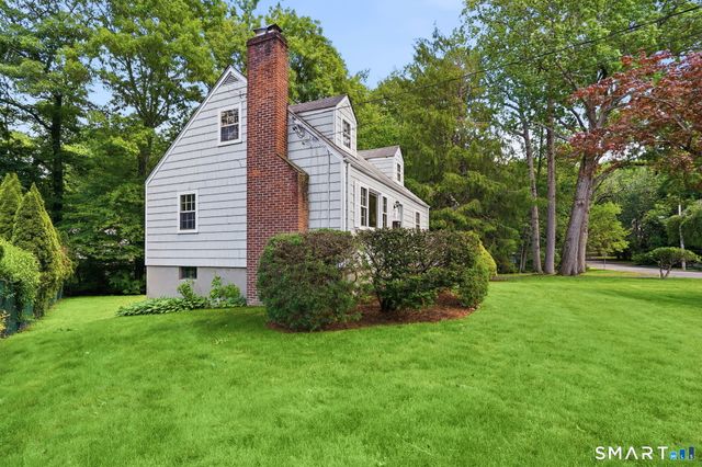 87 White Birch Lane, Stamford, CT 06905