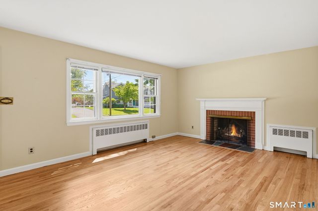 87 White Birch Lane, Stamford, CT 06905