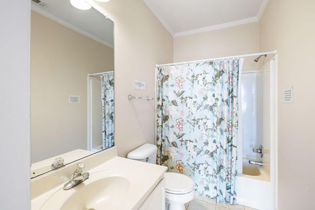 621 E Arctic Avenue, Folly Beach, SC 29439
