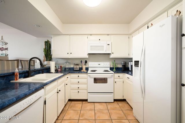 7401 N SCOTTSDALE Road 26, Paradise Valley, AZ 85253