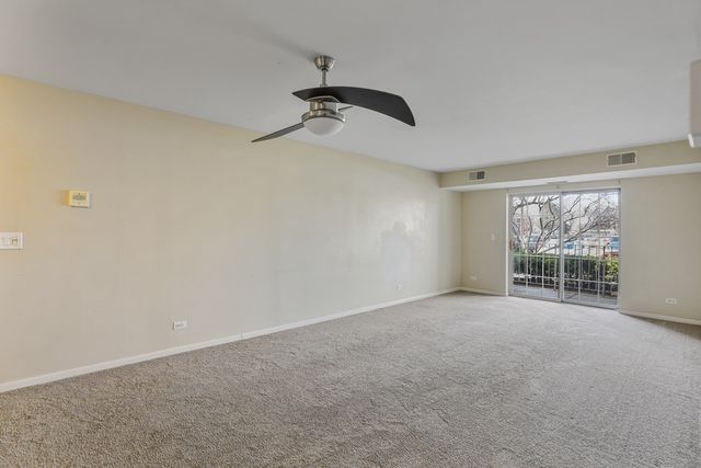 764 N Gary Avenue 110, Carol Stream, IL 60188