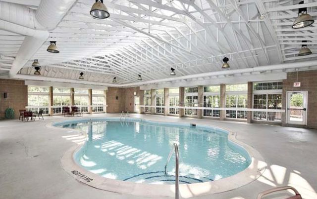 764 N Gary Avenue 110, Carol Stream, IL 60188