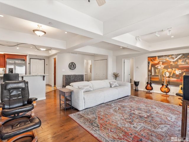 200 W 2nd 1104, Reno, NV 89501