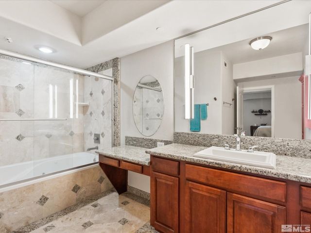 200 W 2nd 1104, Reno, NV 89501