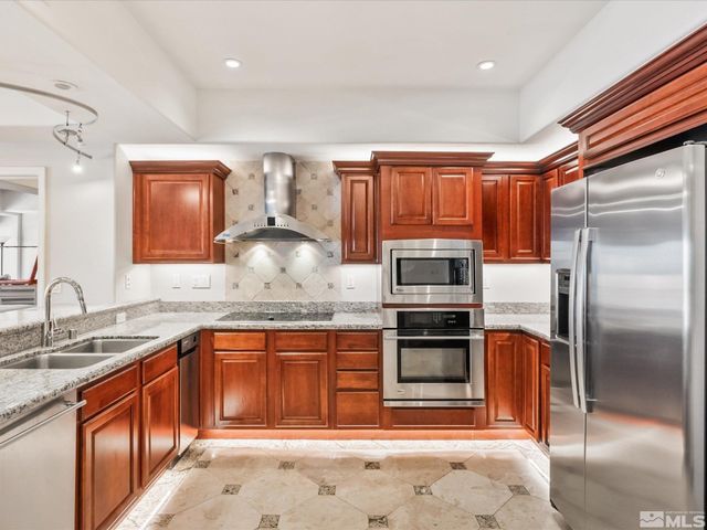 200 W 2nd 1104, Reno, NV 89501