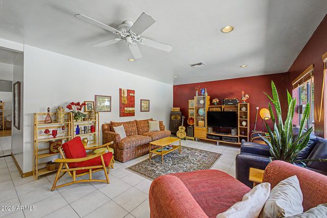 1132 E FLYNN Lane, Phoenix, AZ 85014