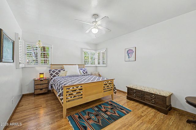 1132 E FLYNN Lane, Phoenix, AZ 85014