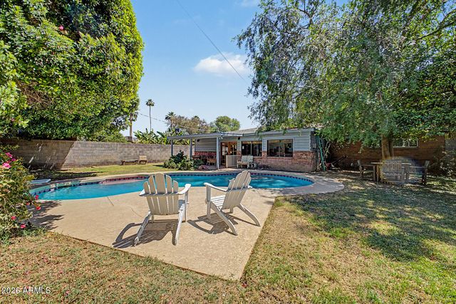 1132 E FLYNN Lane, Phoenix, AZ 85014