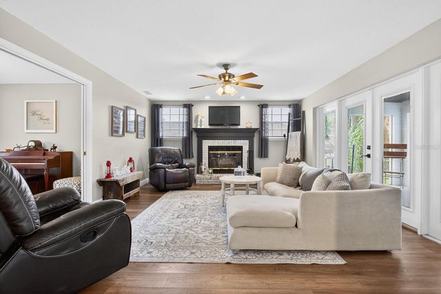 5834 COVEVIEW DRIVE E, Lakeland, FL 33813