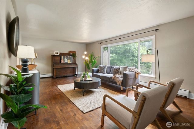 4209 Kelly Road, Bremerton, WA 98312