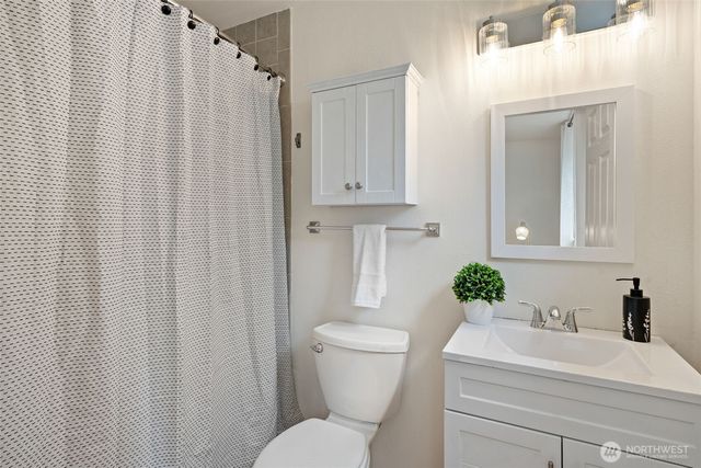 4209 Kelly Road, Bremerton, WA 98312