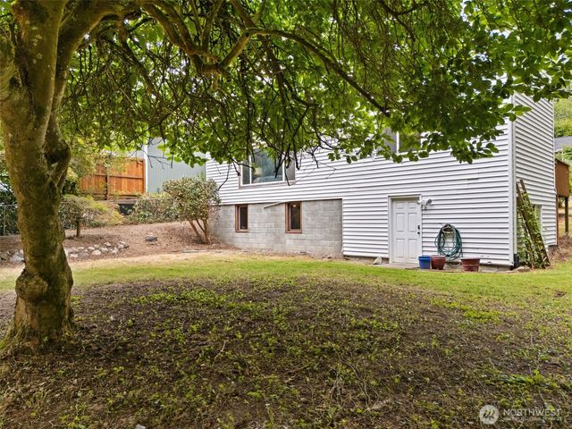 4209 Kelly Road, Bremerton, WA 98312