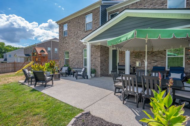 108 Windtree Club Dr, Mount Juliet, TN 37122