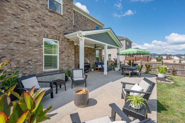 108 Windtree Club Dr, Mount Juliet, TN 37122