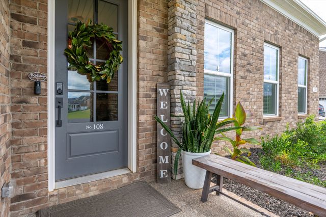 108 Windtree Club Dr, Mount Juliet, TN 37122