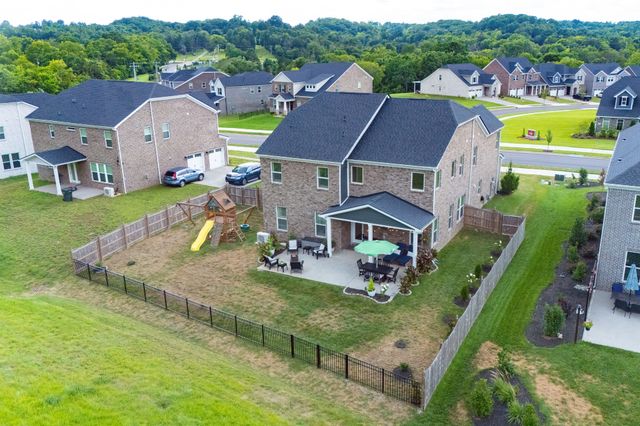 108 Windtree Club Dr, Mount Juliet, TN 37122