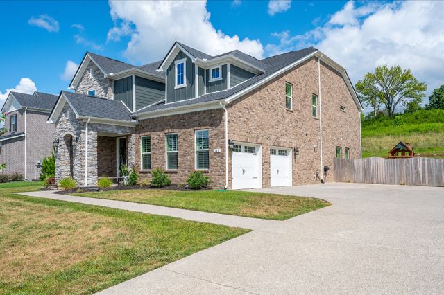 108 Windtree Club Dr, Mount Juliet, TN 37122