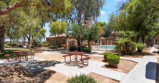 2191 Hussium Hills Street 104, Las Vegas, NV 89108