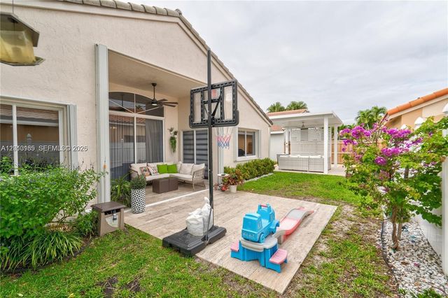 17851 NW 19th St 17851, Pembroke Pines, FL 33029