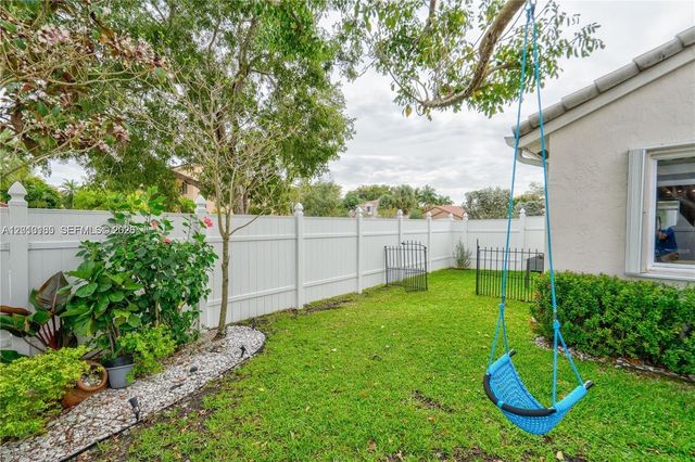 17851 NW 19th St 17851, Pembroke Pines, FL 33029
