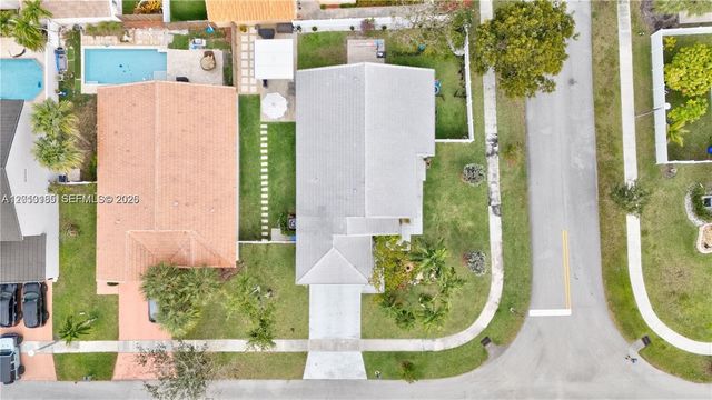 17851 NW 19th St 17851, Pembroke Pines, FL 33029
