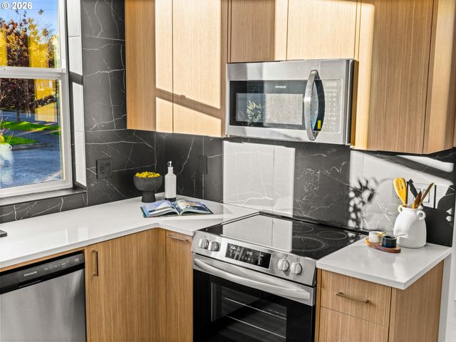 6219 Ne Stanton St, Portland, OR 97213