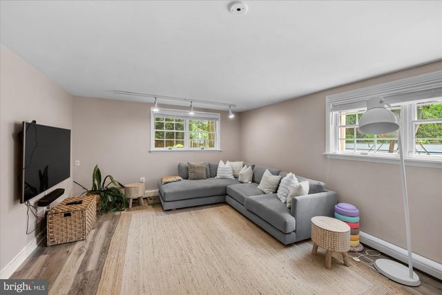 5302 FLANDERS AVE, Kensington, MD 20895