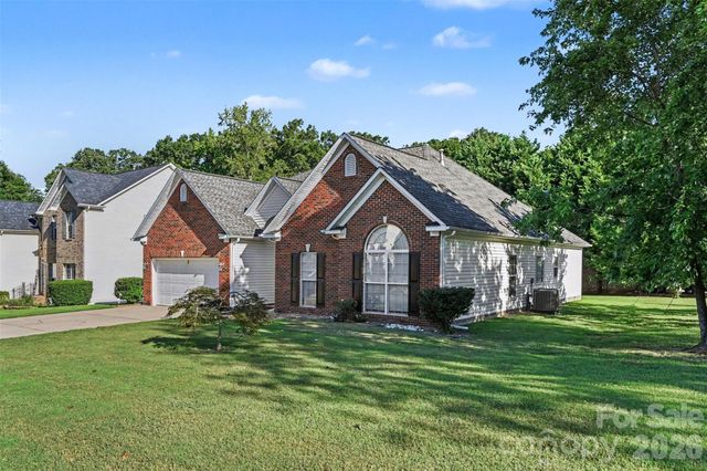 713 Larkridge Court, Rock Hill, SC 29730
