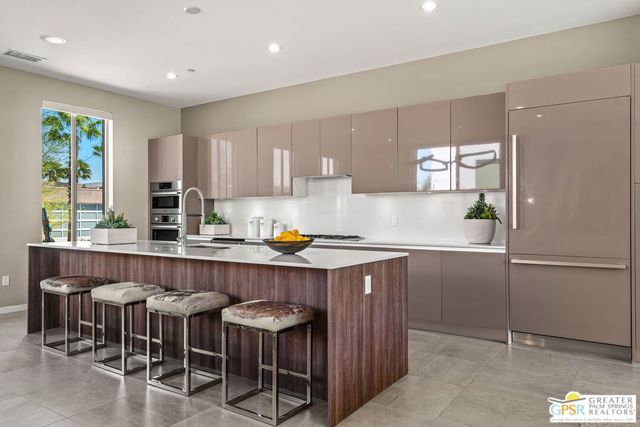 623 Bliss Way, Palm Springs, CA 92262