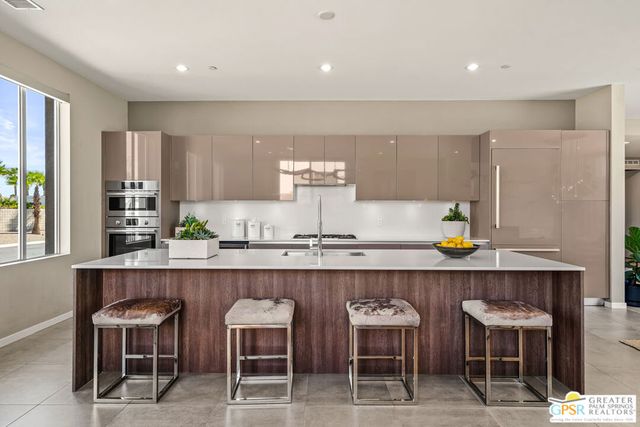 623 Bliss Way, Palm Springs, CA 92262