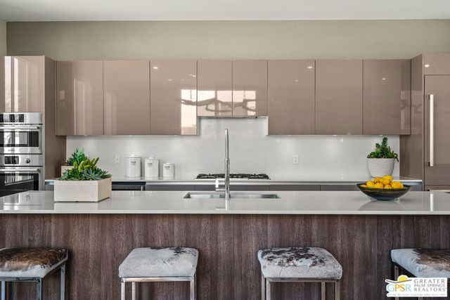 623 Bliss Way, Palm Springs, CA 92262