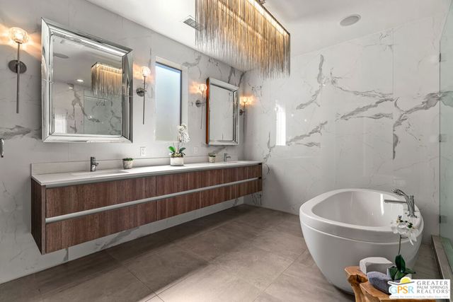 623 Bliss Way, Palm Springs, CA 92262