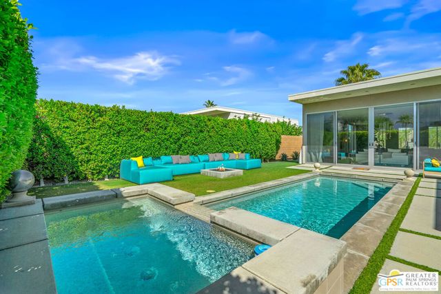 623 Bliss Way, Palm Springs, CA 92262