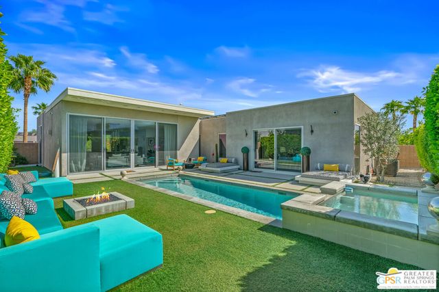 623 Bliss Way, Palm Springs, CA 92262
