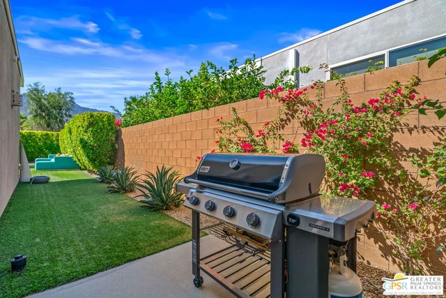 623 Bliss Way, Palm Springs, CA 92262
