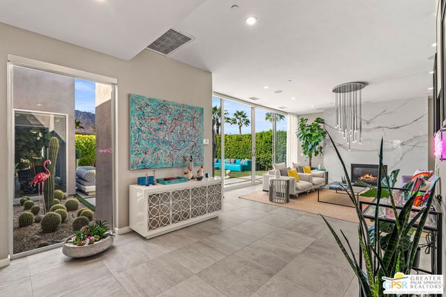 623 Bliss Way, Palm Springs, CA 92262