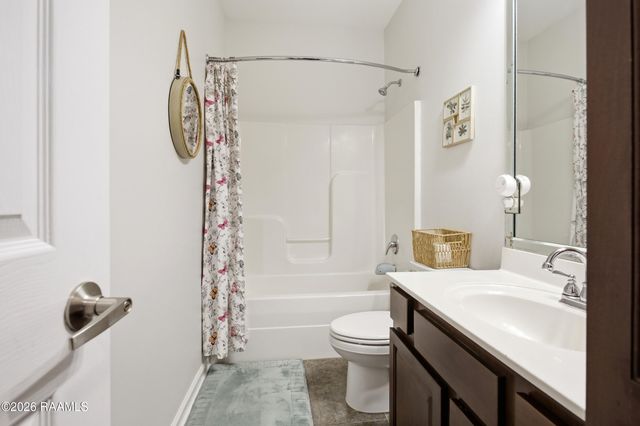 200 Picasso Drive, Rayne, LA 70578