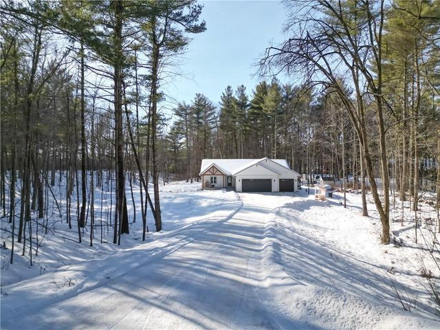 E10034 331st Avenue, Eau Claire, WI 54703