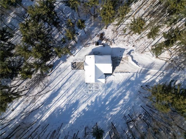 E10034 331st Avenue, Eau Claire, WI 54703