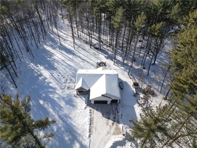 E10034 331st Avenue, Eau Claire, WI 54703