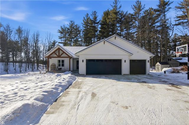 E10034 331st Avenue, Eau Claire, WI 54703